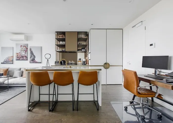 Appartement à 2 Chambres à Coucher